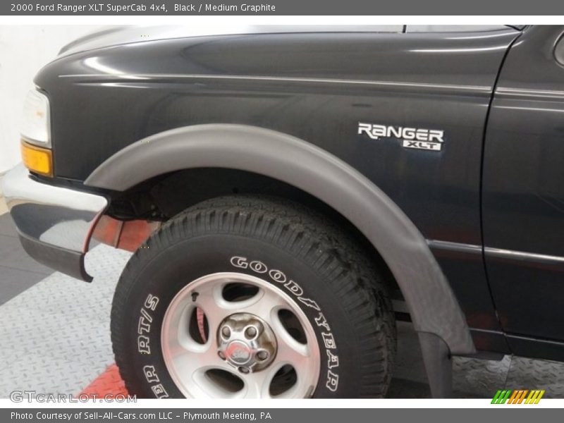 Black / Medium Graphite 2000 Ford Ranger XLT SuperCab 4x4