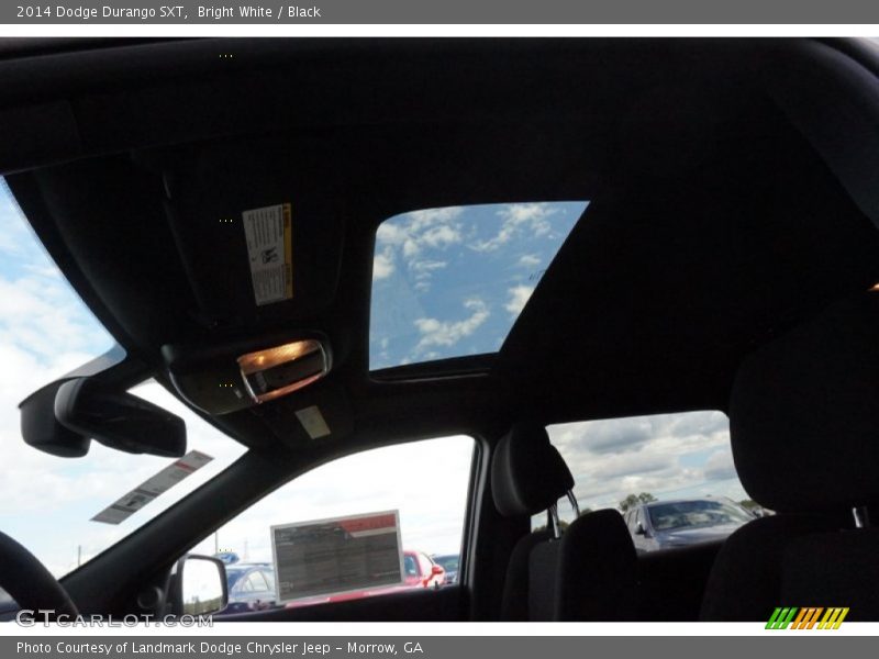 Bright White / Black 2014 Dodge Durango SXT