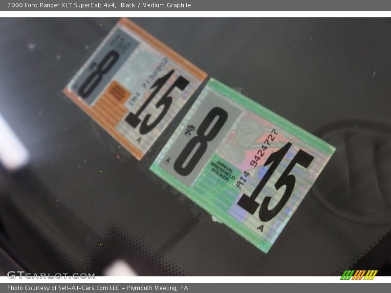 Black / Medium Graphite 2000 Ford Ranger XLT SuperCab 4x4
