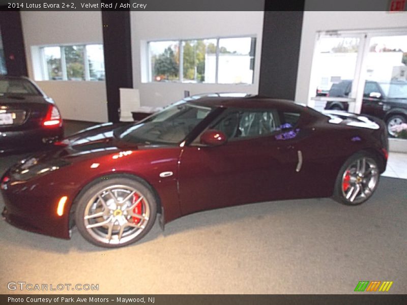 Velvet Red / Ash Grey 2014 Lotus Evora 2+2