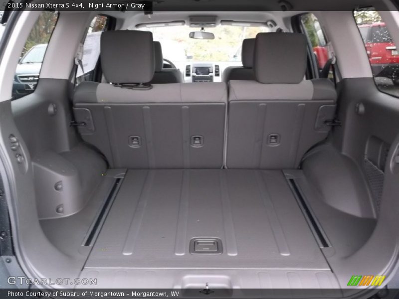  2015 Xterra S 4x4 Trunk