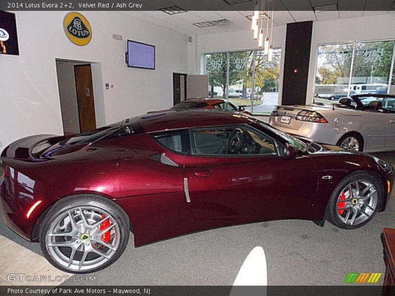 Velvet Red / Ash Grey 2014 Lotus Evora 2+2