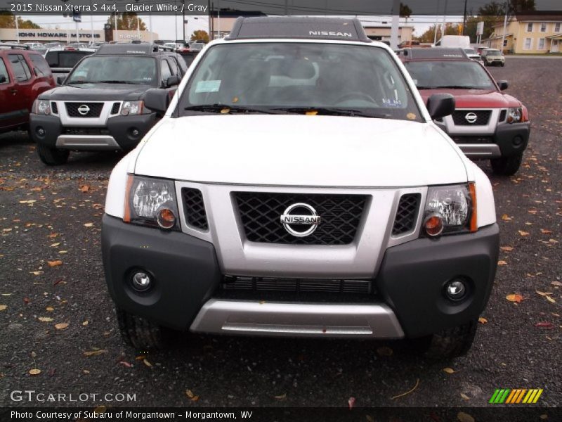 Glacier White / Gray 2015 Nissan Xterra S 4x4