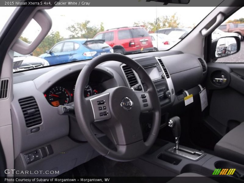 Glacier White / Gray 2015 Nissan Xterra S 4x4