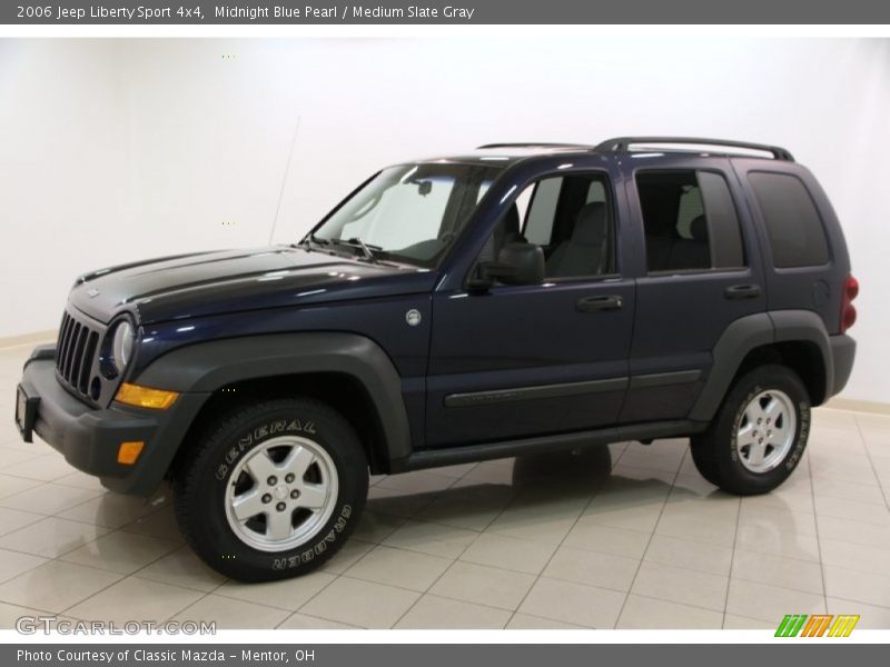 Front 3/4 View of 2006 Liberty Sport 4x4