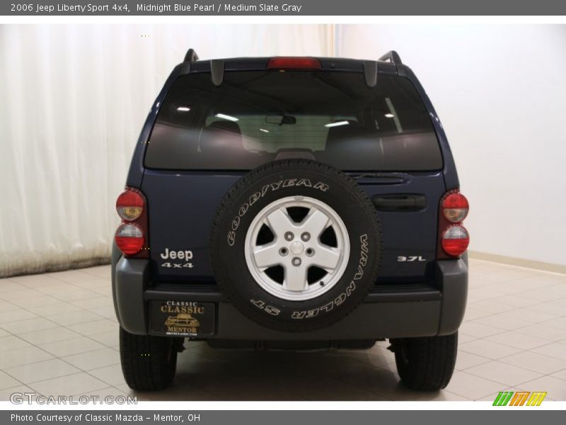 Midnight Blue Pearl / Medium Slate Gray 2006 Jeep Liberty Sport 4x4