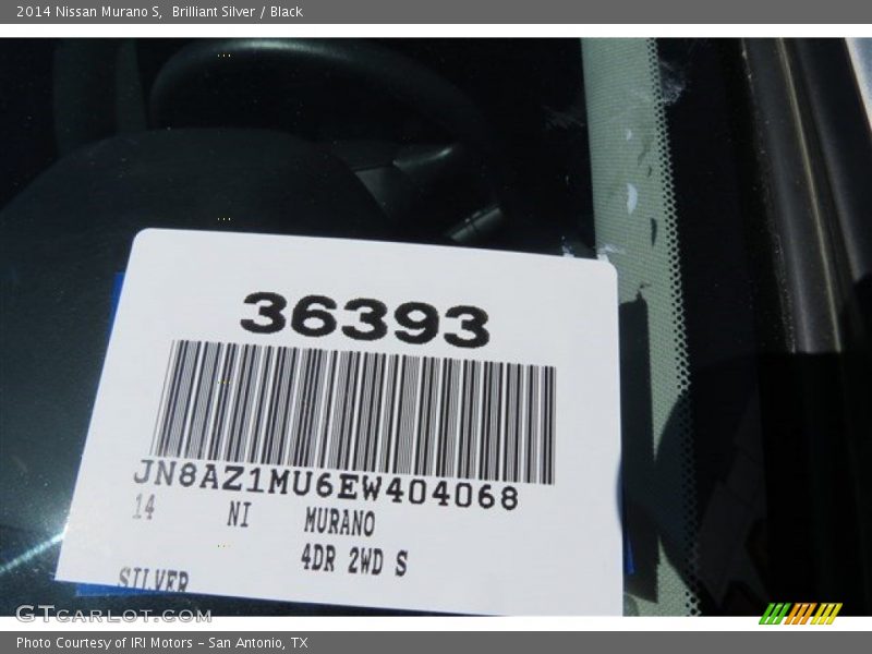 Brilliant Silver / Black 2014 Nissan Murano S