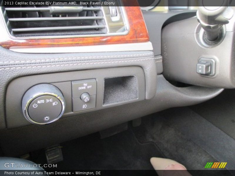 Black Raven / Ebony 2013 Cadillac Escalade ESV Platinum AWD
