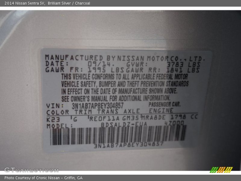 Brilliant Silver / Charcoal 2014 Nissan Sentra SV