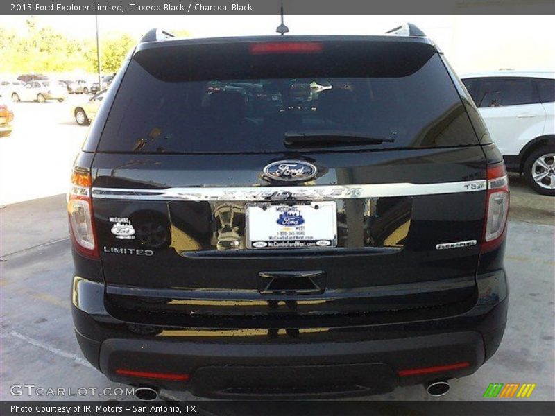Tuxedo Black / Charcoal Black 2015 Ford Explorer Limited
