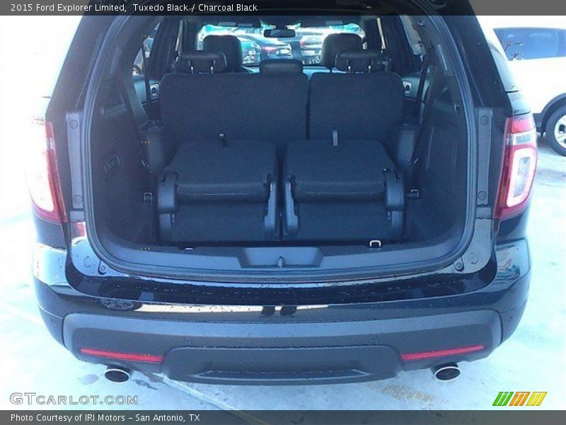 Tuxedo Black / Charcoal Black 2015 Ford Explorer Limited