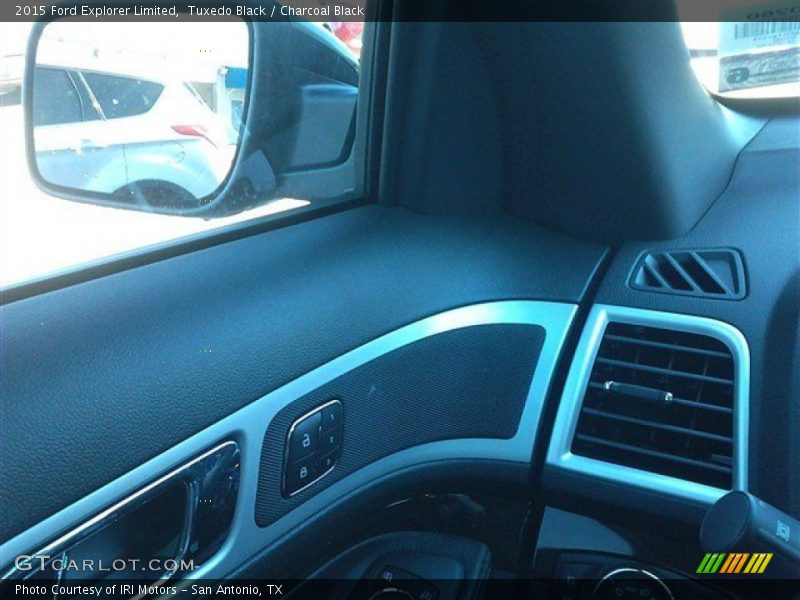 Tuxedo Black / Charcoal Black 2015 Ford Explorer Limited
