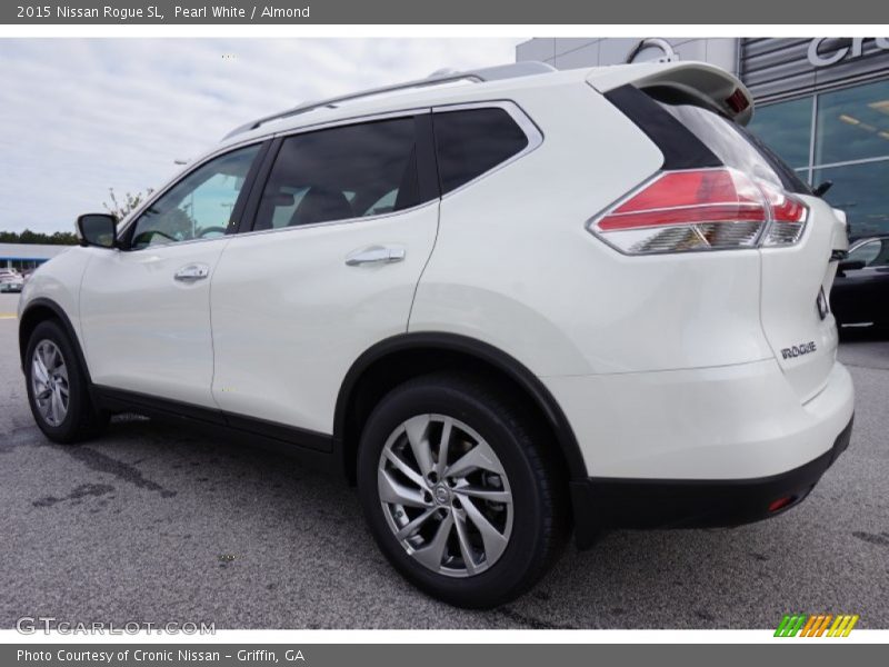 Pearl White / Almond 2015 Nissan Rogue SL