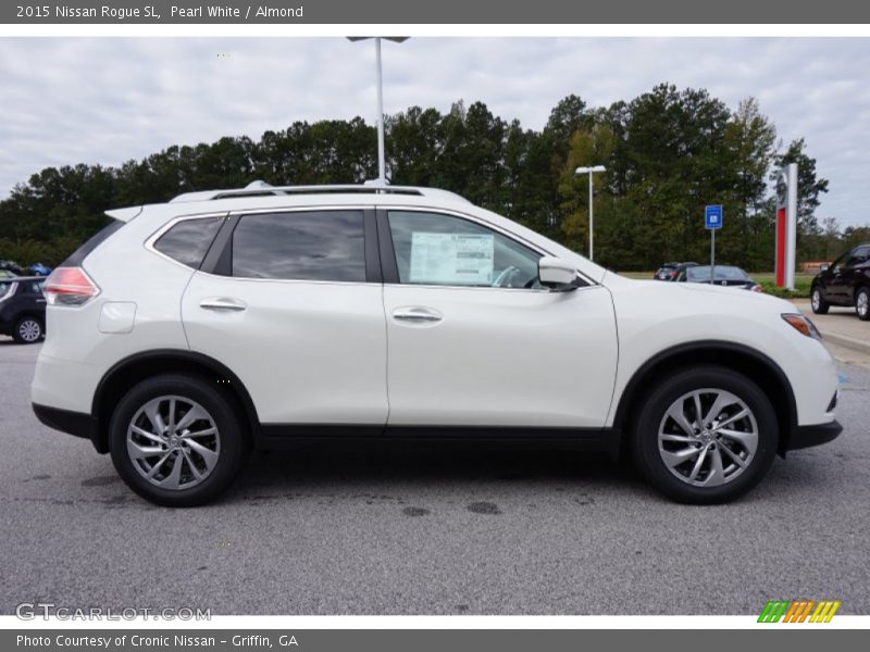 Pearl White / Almond 2015 Nissan Rogue SL