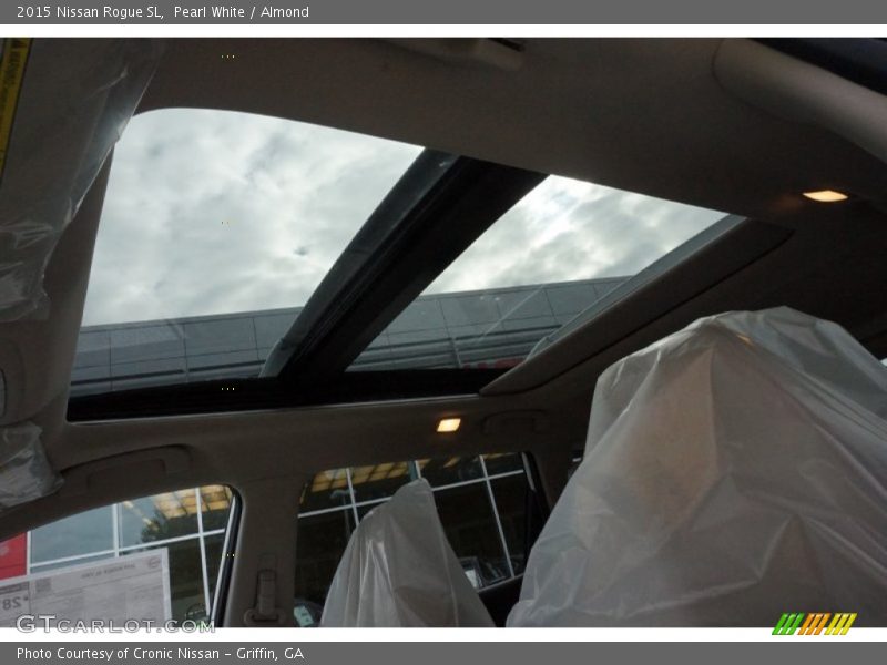 Pearl White / Almond 2015 Nissan Rogue SL