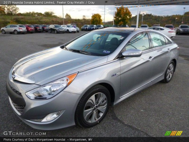 Front 3/4 View of 2015 Sonata Hybrid Limited