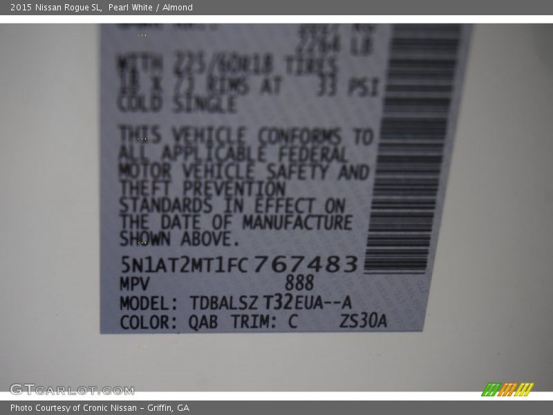 Pearl White / Almond 2015 Nissan Rogue SL