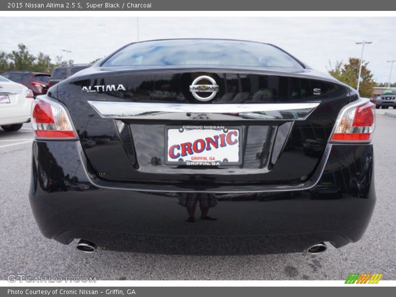 Super Black / Charcoal 2015 Nissan Altima 2.5 S