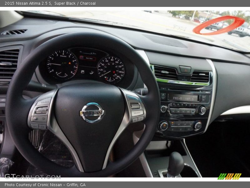 Super Black / Charcoal 2015 Nissan Altima 2.5 S