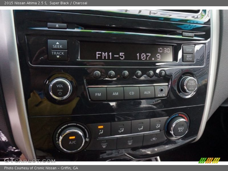Super Black / Charcoal 2015 Nissan Altima 2.5 S