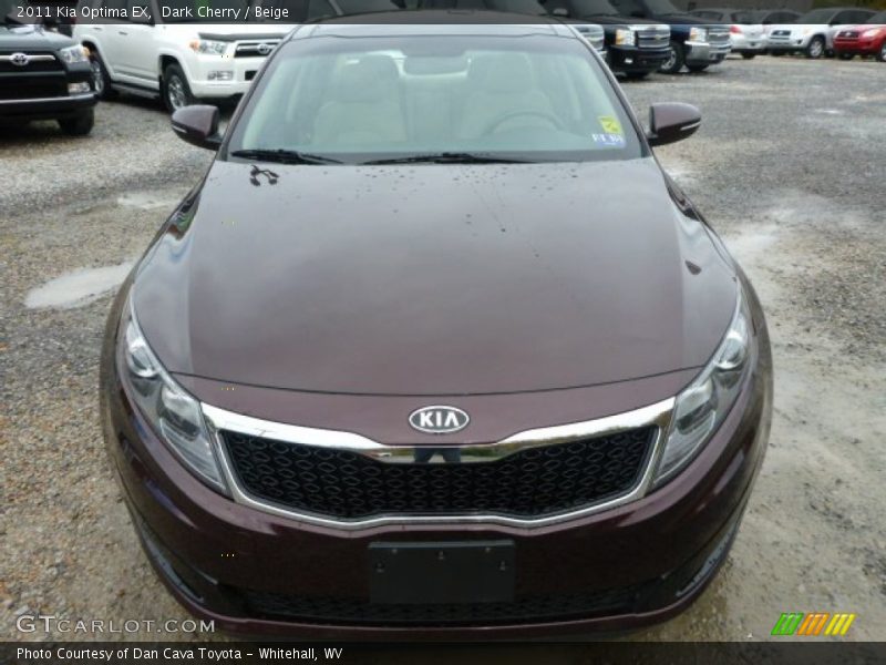 Dark Cherry / Beige 2011 Kia Optima EX