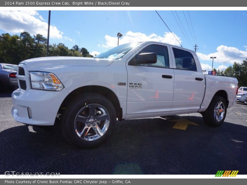 Bright White / Black/Diesel Gray 2014 Ram 1500 Express Crew Cab