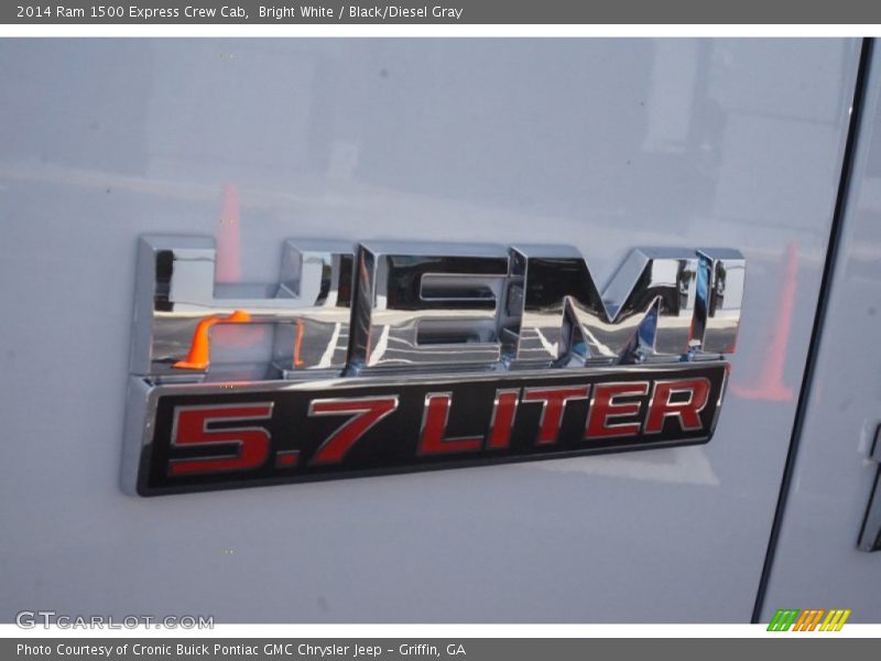 Bright White / Black/Diesel Gray 2014 Ram 1500 Express Crew Cab