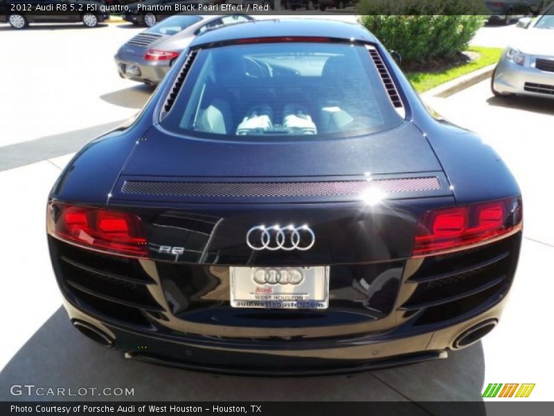 Phantom Black Pearl Effect / Red 2012 Audi R8 5.2 FSI quattro