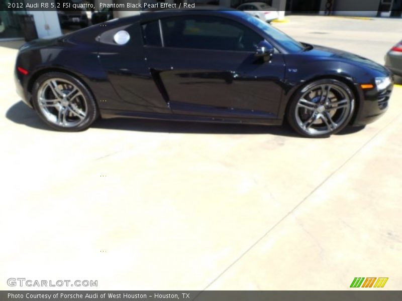 Phantom Black Pearl Effect / Red 2012 Audi R8 5.2 FSI quattro