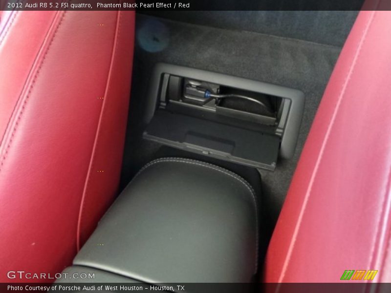Phantom Black Pearl Effect / Red 2012 Audi R8 5.2 FSI quattro