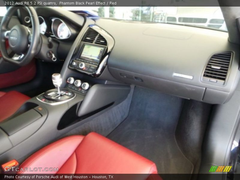 Phantom Black Pearl Effect / Red 2012 Audi R8 5.2 FSI quattro