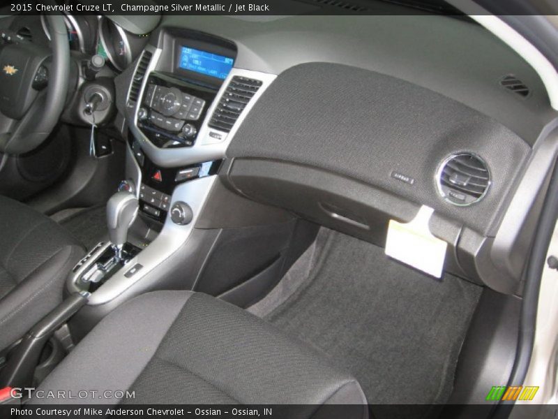 Champagne Silver Metallic / Jet Black 2015 Chevrolet Cruze LT