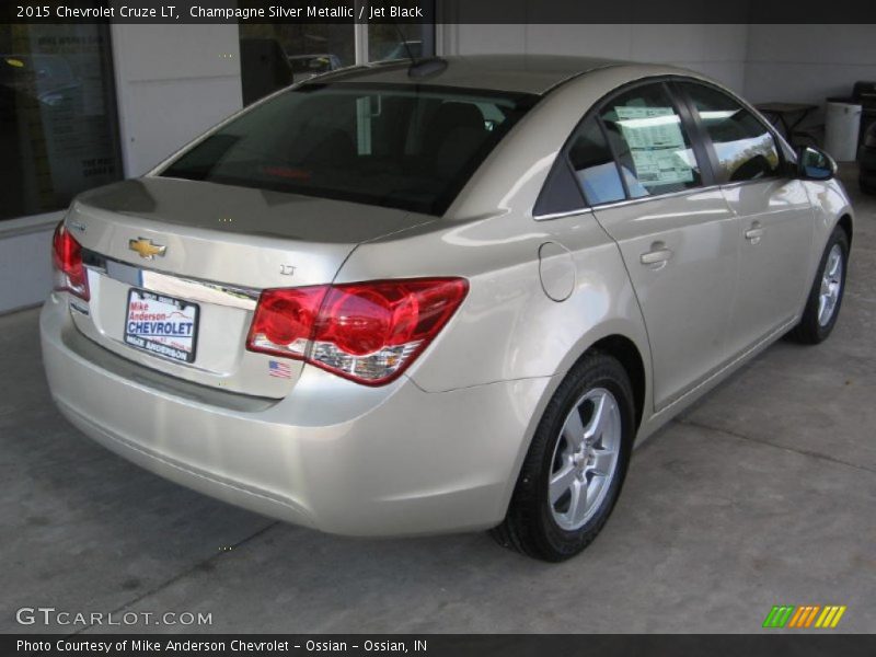 Champagne Silver Metallic / Jet Black 2015 Chevrolet Cruze LT