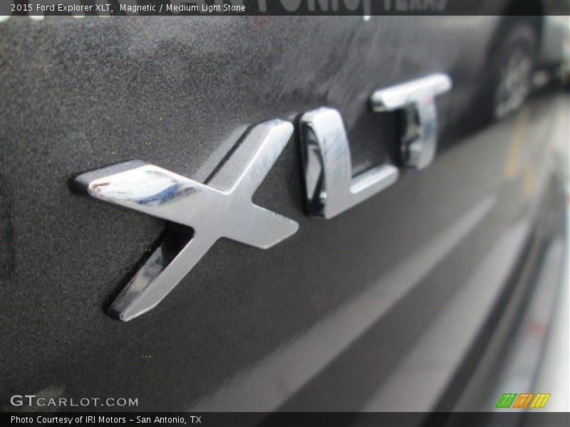 Magnetic / Medium Light Stone 2015 Ford Explorer XLT