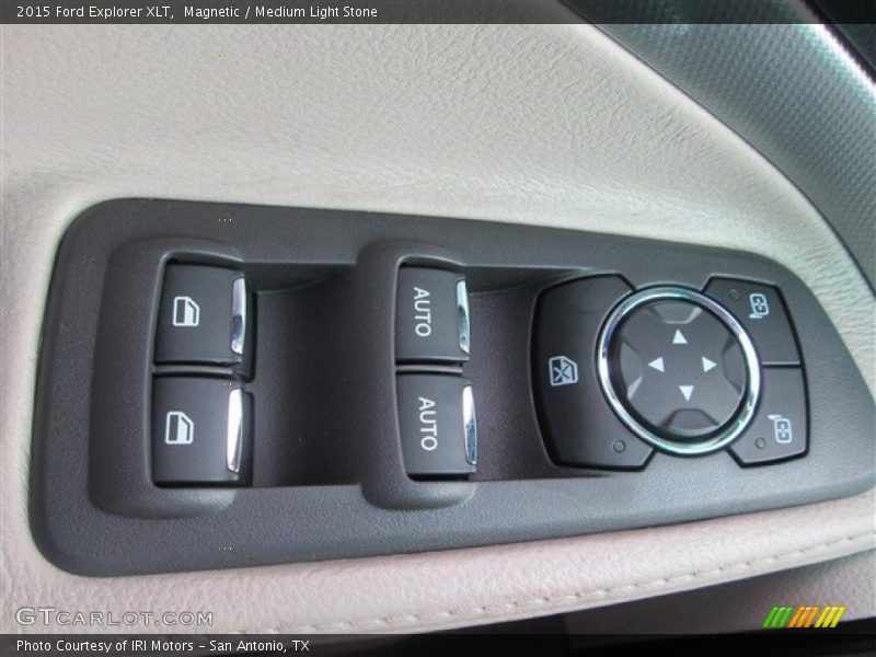 Magnetic / Medium Light Stone 2015 Ford Explorer XLT