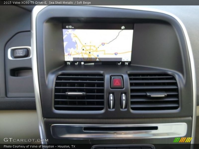 Sea Shell Metallic / Soft Beige 2015 Volvo XC60 T5 Drive-E