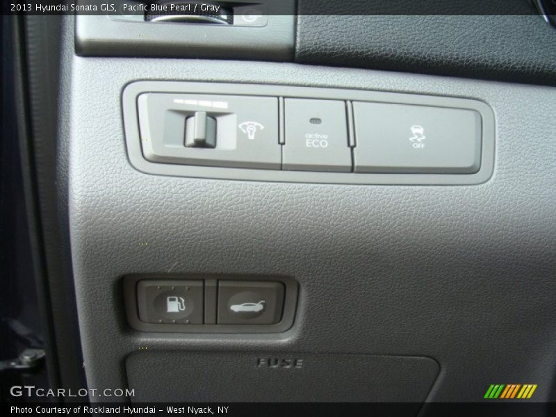 Pacific Blue Pearl / Gray 2013 Hyundai Sonata GLS