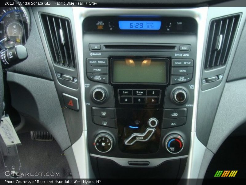 Pacific Blue Pearl / Gray 2013 Hyundai Sonata GLS