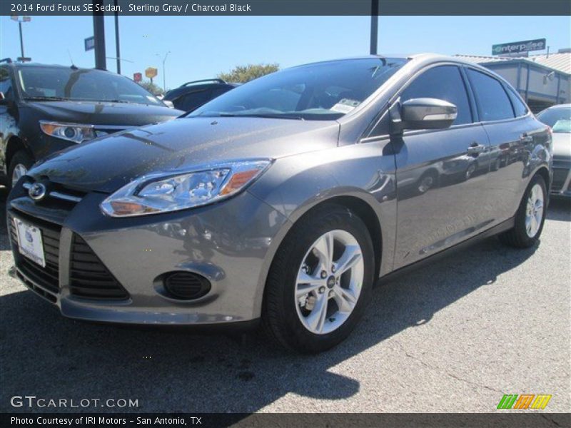 Sterling Gray / Charcoal Black 2014 Ford Focus SE Sedan