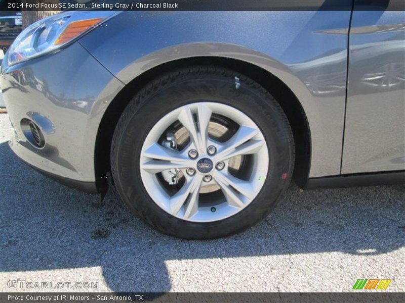 Sterling Gray / Charcoal Black 2014 Ford Focus SE Sedan