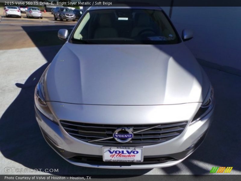 Bright Silver Metallic / Soft Beige 2015 Volvo S60 T5 Drive-E