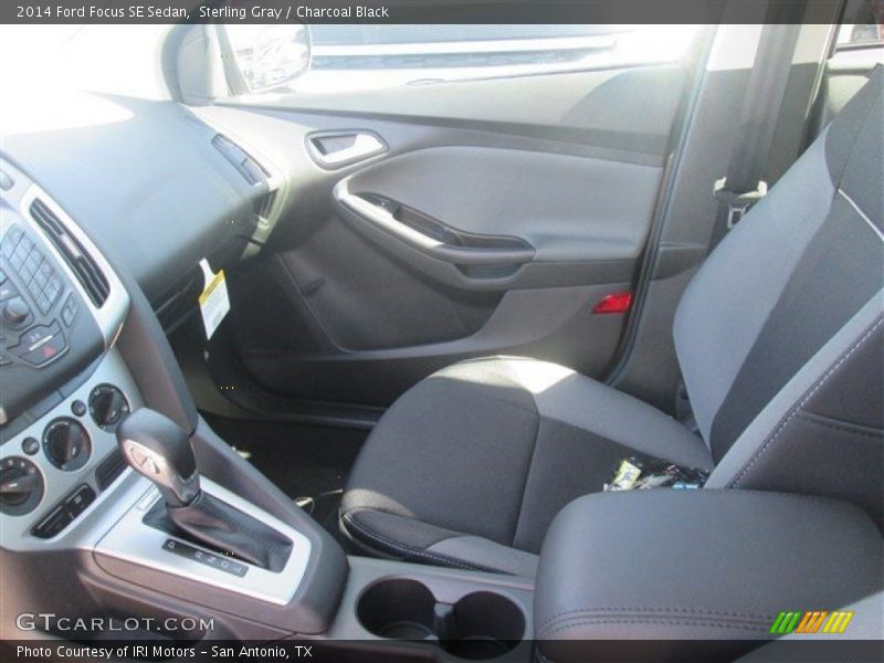 Sterling Gray / Charcoal Black 2014 Ford Focus SE Sedan