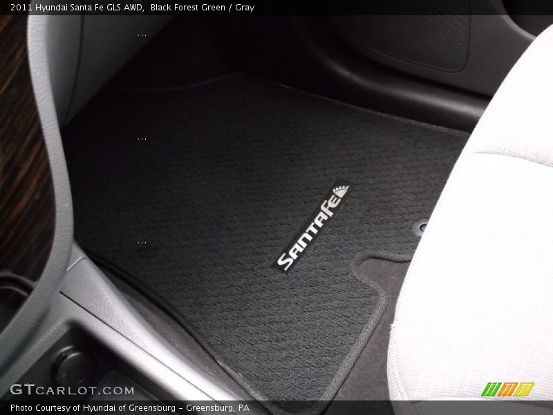 Black Forest Green / Gray 2011 Hyundai Santa Fe GLS AWD