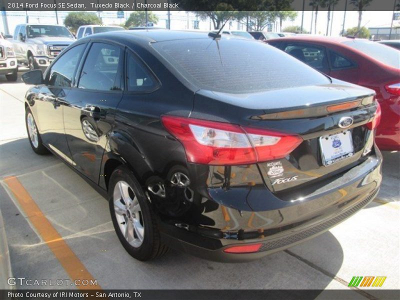 Tuxedo Black / Charcoal Black 2014 Ford Focus SE Sedan