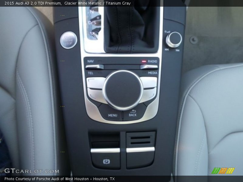 Controls of 2015 A3 2.0 TDI Premium