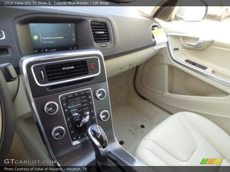 Caspian Blue Metallic / Soft Beige 2015 Volvo S60 T5 Drive-E