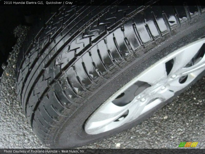 Quicksilver / Gray 2010 Hyundai Elantra GLS