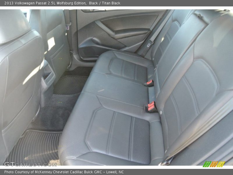 Black / Titan Black 2013 Volkswagen Passat 2.5L Wolfsburg Edition