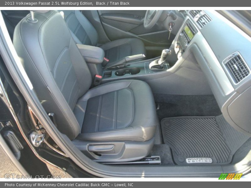 Black / Titan Black 2013 Volkswagen Passat 2.5L Wolfsburg Edition