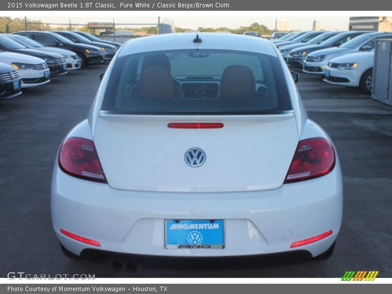 Pure White / Classic Beige/Brown Cloth 2015 Volkswagen Beetle 1.8T Classic